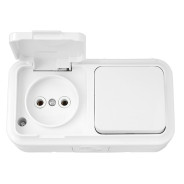 Блок белый выключатель одноклавишный + розетка брызгозащищенная открытой установки  ...BYLECTRICA В-РЦ-653