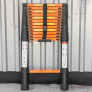 Лестница телескопическая алюм. бытовая 3.8м (13 ступ.)  ISMA ISMA-UP380