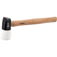 Киянка резиновая c деревянной ручкой 1,3кг. d65мм  YATO YT-46060