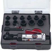 Пневмотрещотка, 3/8", 0-27Нм с набором головок 13пр. (6-19мм, 6-гран.)  ...Force K3133