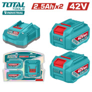 Аккумулятор (2) с зарядным устройством  TOTAL TFBCPM25221