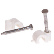 Скоба для крепления круглого кабеля 6 mm белая, с гвоздем (50 шт)  ...STARFIX SMZ2-35834-50