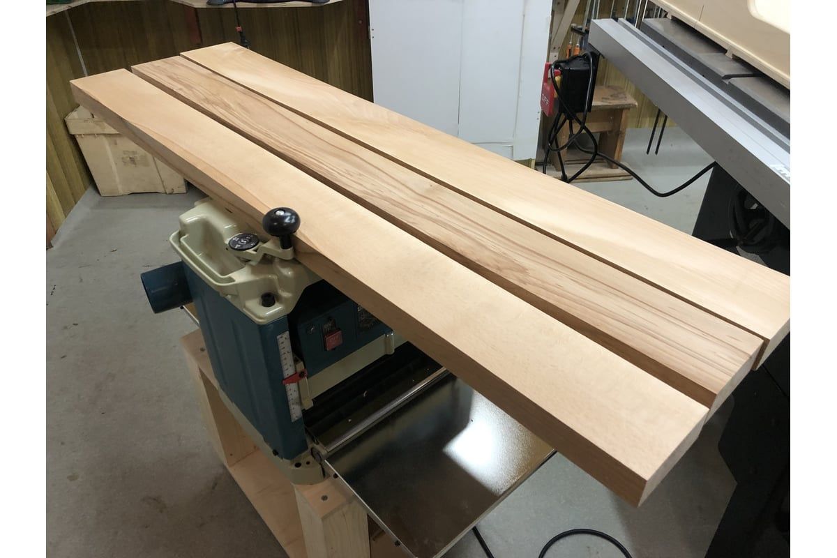 Рейсмус 2012NB ,1650 Вт ,304 мм,  MAKITA 2012NB