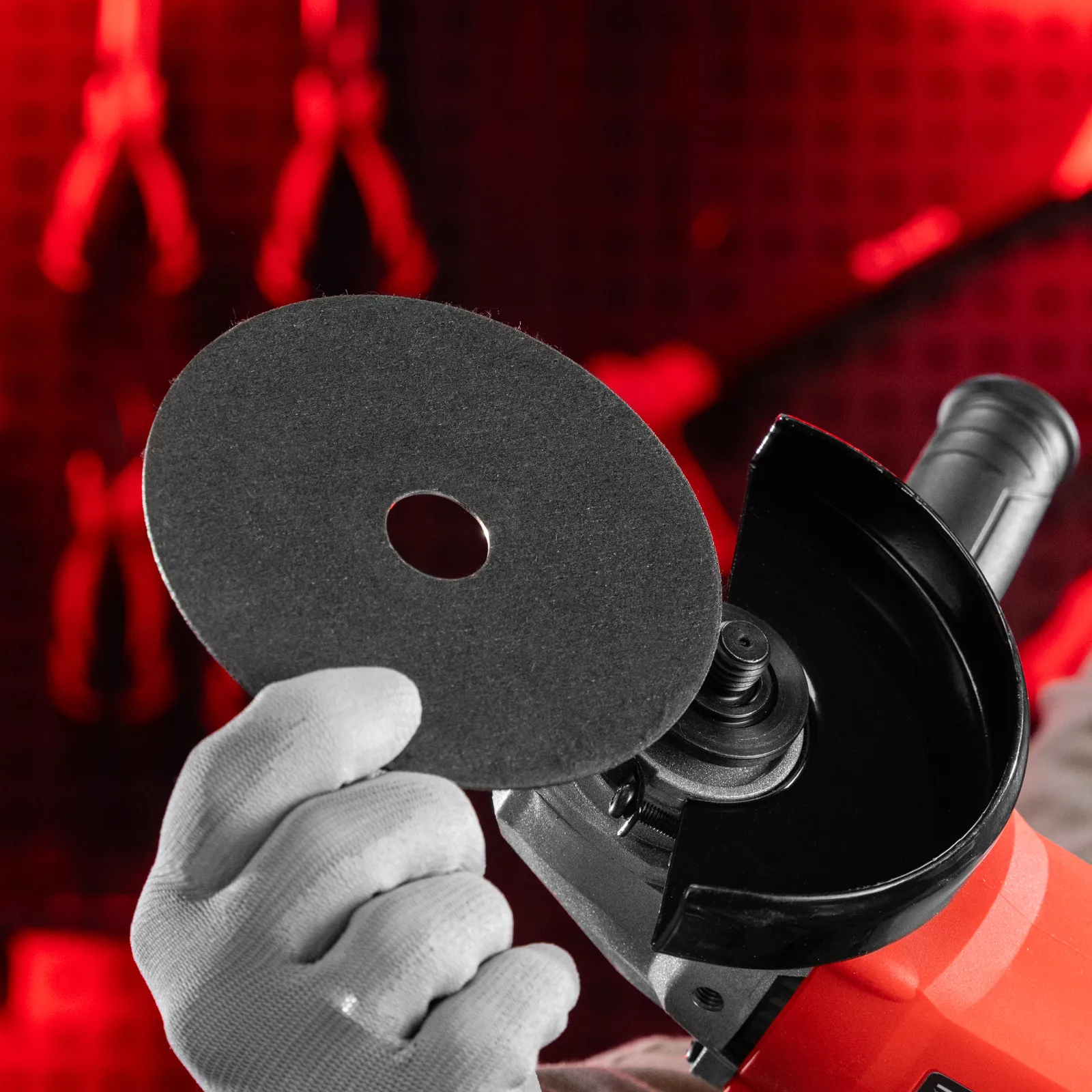 Машина шлифовальная угловая MAG125-1200, 1200 Вт, 125 мм, 12000 об/мин MTX 26982