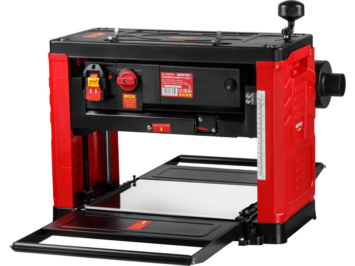 Станок рейсмусовый TP 3320-1 в кор. 2000 Вт, шир. 330 мм, глуб.3 мм (2000 Вт, ширина обработки 330 мм, глубина 3 мм, высота 6-160 мм, 10 000 об/мин) WORTEX 2329134
