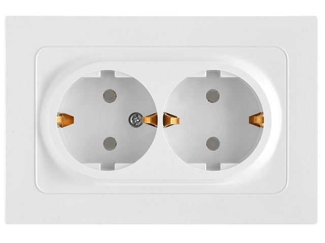 Розетка 2-ая (скрытая, с/з, со шторками) белая, Аструм BYLECTRICA РС16-0546