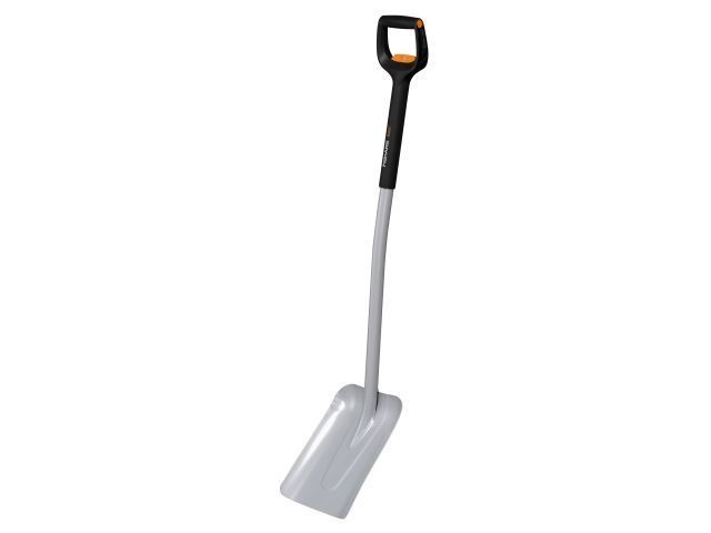 Лопата совковая телескопическая Xact (возможные длины: 120,8-140 см) FISKARS 1066734