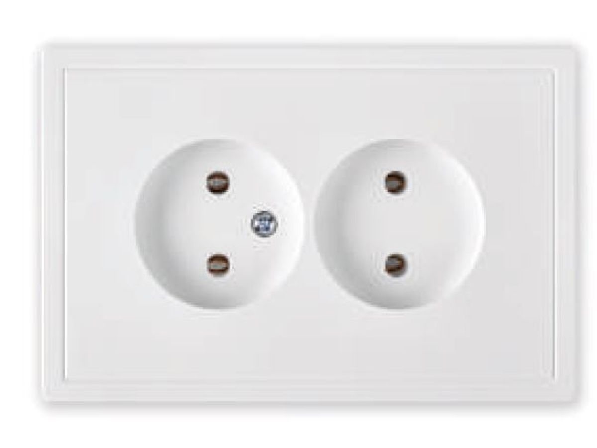 Розетка 2-ая (скрытая, б/з) белая, Carre BYLECTRICA РС16-0641