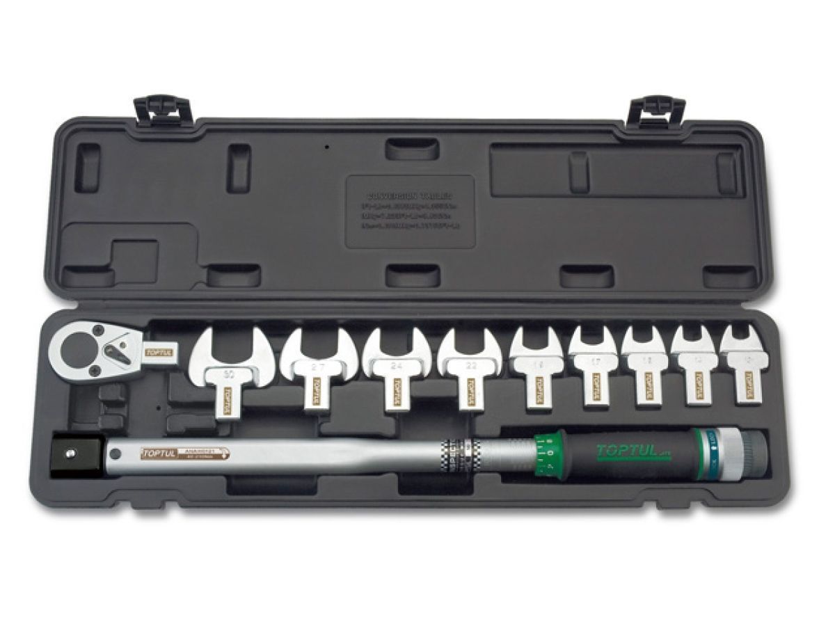 Ключ динамометрический 1/2" 40-210 Н/м + рожковые насадки 13-30мм Toptul GAAI1101