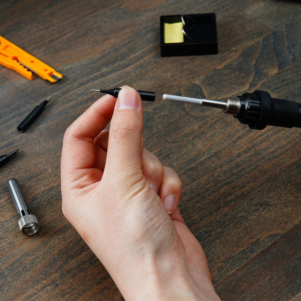 Паяльник цифровой DEKO SI11 SET 8