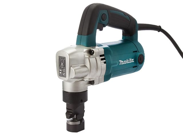 Ножницы высечные 710Вт, сталь до 3.2мм, в чемодане  MAKITA JN3201J