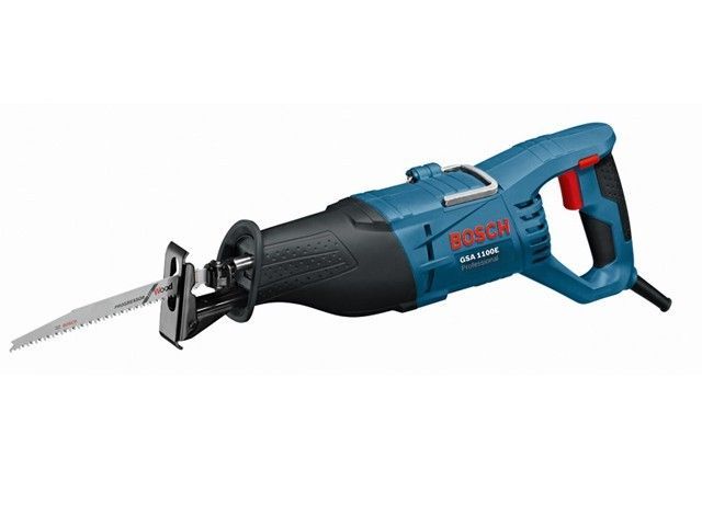 Сабельная пила 1100 E, 1100Вт, пропил до 230мм, в чемодане, + 2 пильных полотна BOSCH 060164C800