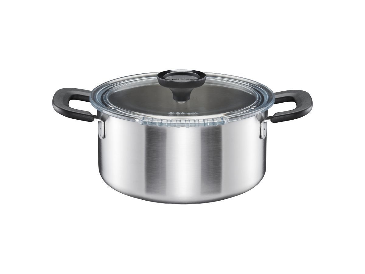 Кастрюля стальная 3л с крышкой Functional Form  FISKARS 1072316