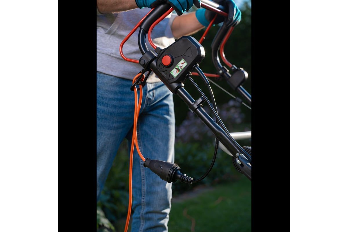Газонокосилка ELM4620 электрическая ,1800 Вт ,46 см ,BL ,несамоходная,  MAKITA ELM4620