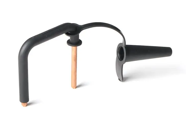 Скоба изолированная ИС-25  КВТ 59945