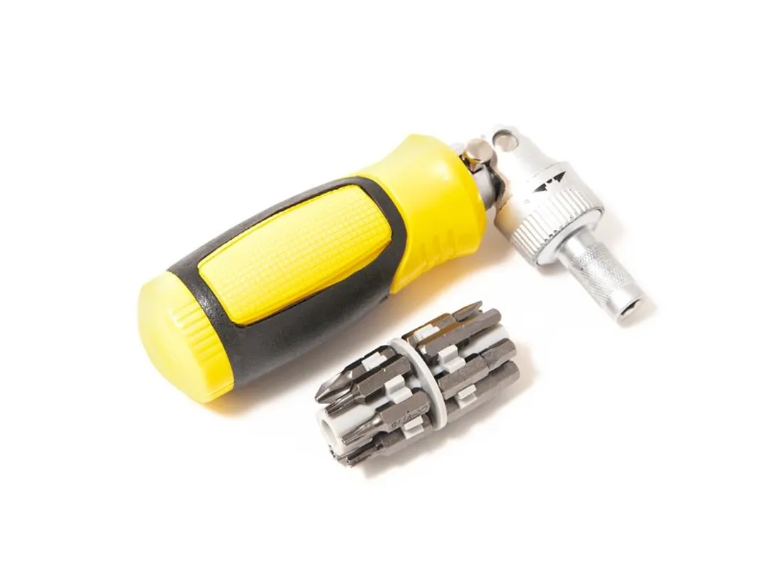 Отвертка реверсивная с поворотной рукояткой 13пр. TORX, SL, PH, HEX, U  ...BaumAuto BM-30311313