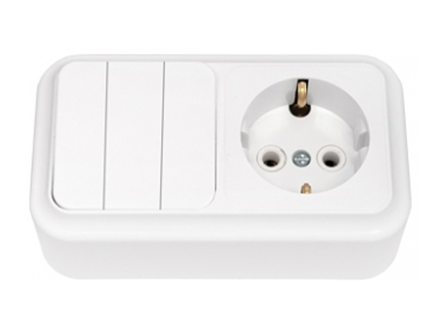 Блок белый выключатель 3 клавишный + розетка с заземляющим контактом открытой установки  ...BYLECTRICA 3В-РЦ-531