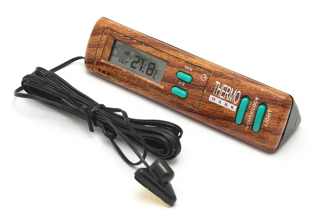 Термометр  внутр/наружн+часы (с подсветкой)  KING BT-7 (wood)