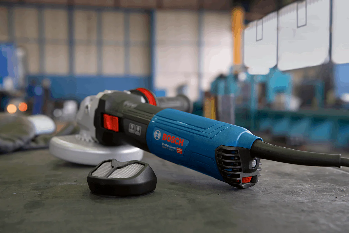Углошлифмашина 1700Вт, 125мм, 2800-11500об/мин, GWS 17-125 CIE (Коробка) BOSCH 0.601.79H.002