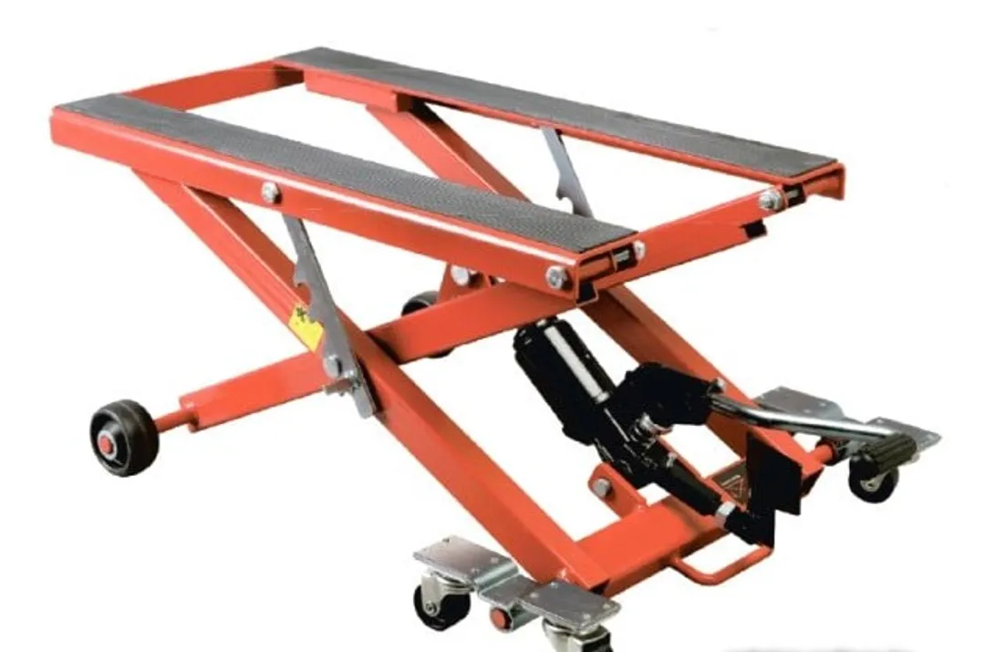 Мотоподъемник подкатной гидравлический, 450кг RockFORCE Rock FORCE RF-TRE01108