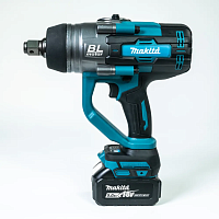 Аккум. ударный гайковерт DTW 1001 Z + 2АКБ и ЗУ в чемодане ,18В, посадочн. квадрат 3/4 ", 1050 ...